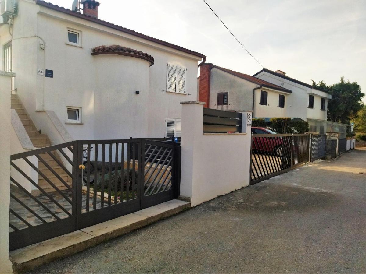 Apartments Ljubica Poreč Zewnętrze zdjęcie